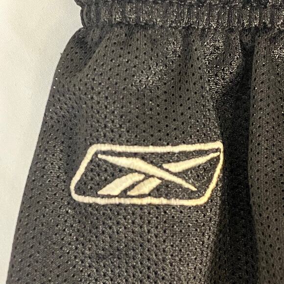 Oakland Las Vegas Raiders Practice Shorts Black Size L VINTAGE Embroidered Logo - Picture 6 of 10